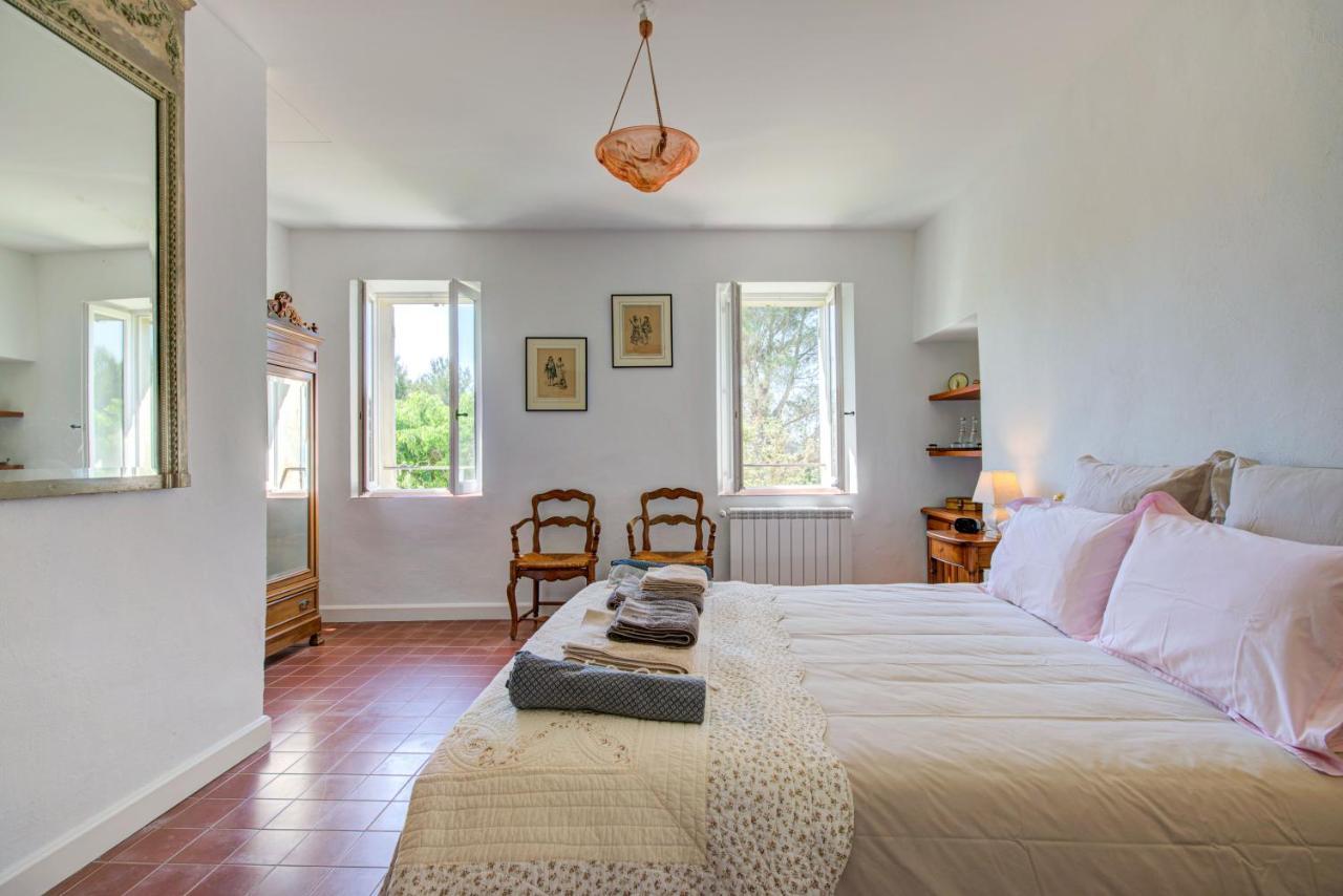Les Chambres Du Perussier Cucuron Dış mekan fotoğraf